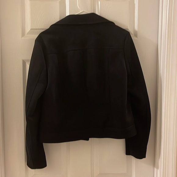 Black Jacket with zip pockets - Picture 2 of 2